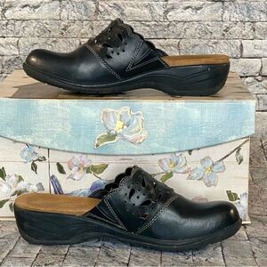 Thom Mcan Black Leather Clogs Mules Women's Size 7.5 Wedge Heel Round Toe